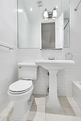 5th image of 404 E 88th St APT 2B