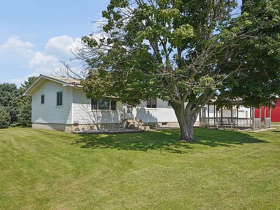 4th image of 10134 Newell Ave