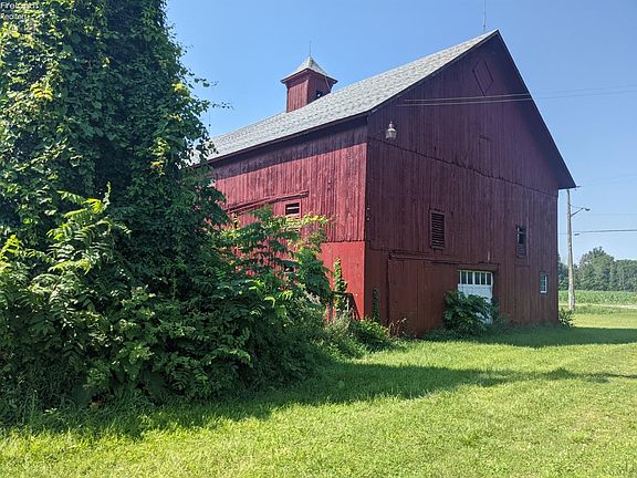 5th image of 961 Church St S