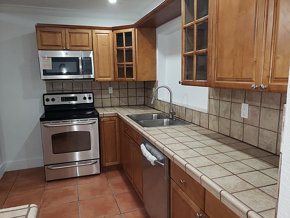 3rd image of 5441 NW 178th Ter