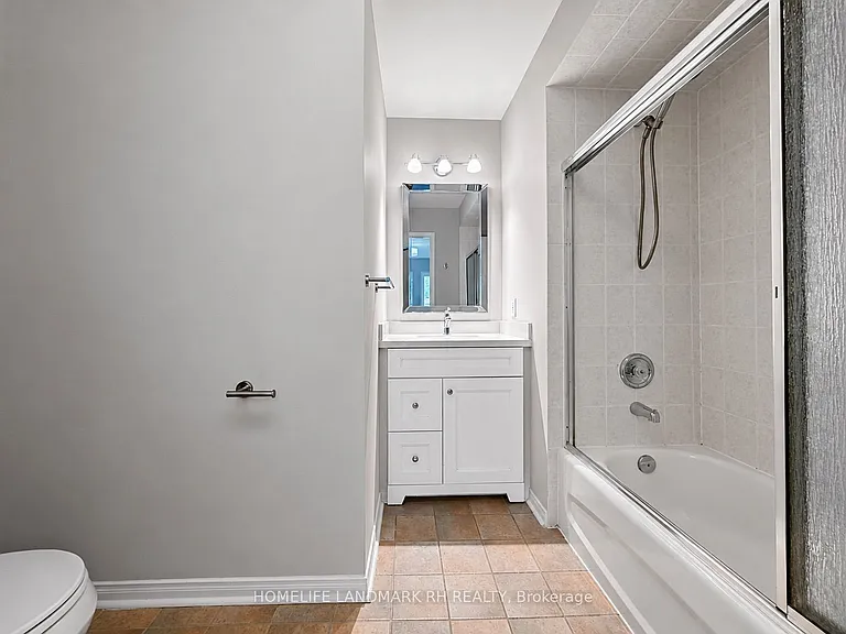 8 McKennon St — Photo 14
