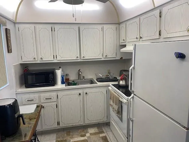 117 Brighton Dr E #117-C — Photo 9