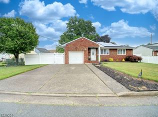 214 McKinley St, Linden, NJ 07036