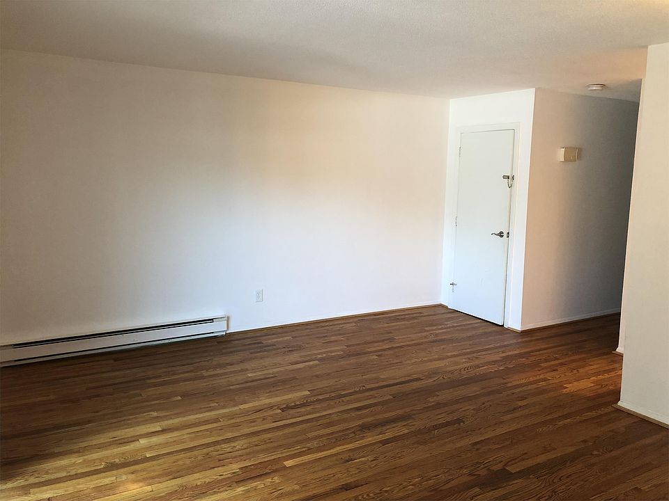 Brook At Amherst Condominiums Apartment Rentals Amherst, MA Zillow