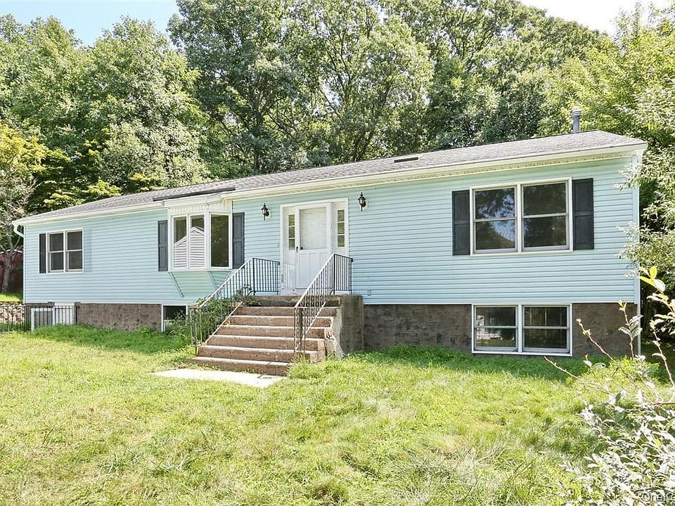1st image of 13 Woodland Place