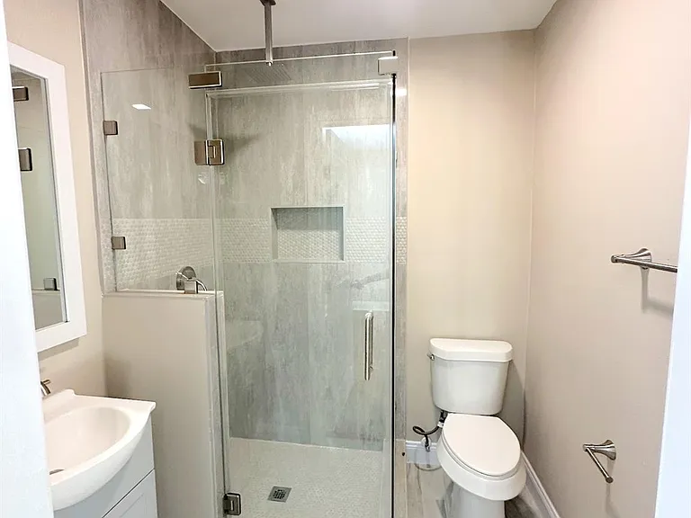 1209 Cordell St — Photo 17