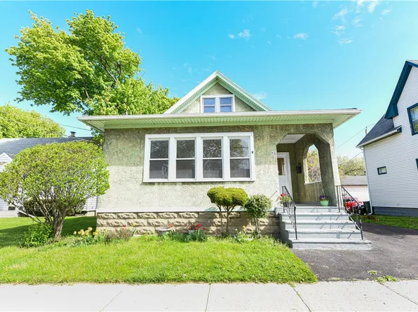 92 Gray St, Rochester, NY 14609