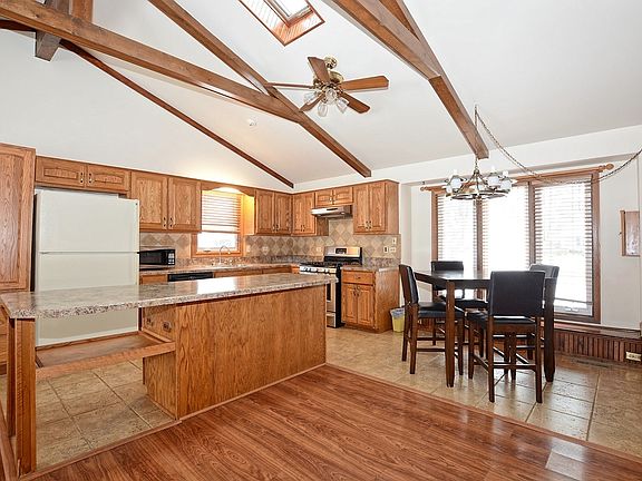 4th image of 8238 164th St