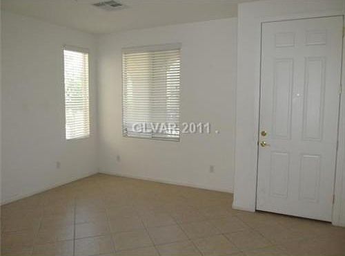 3rd image of 11900 Luna Del Mar Ln