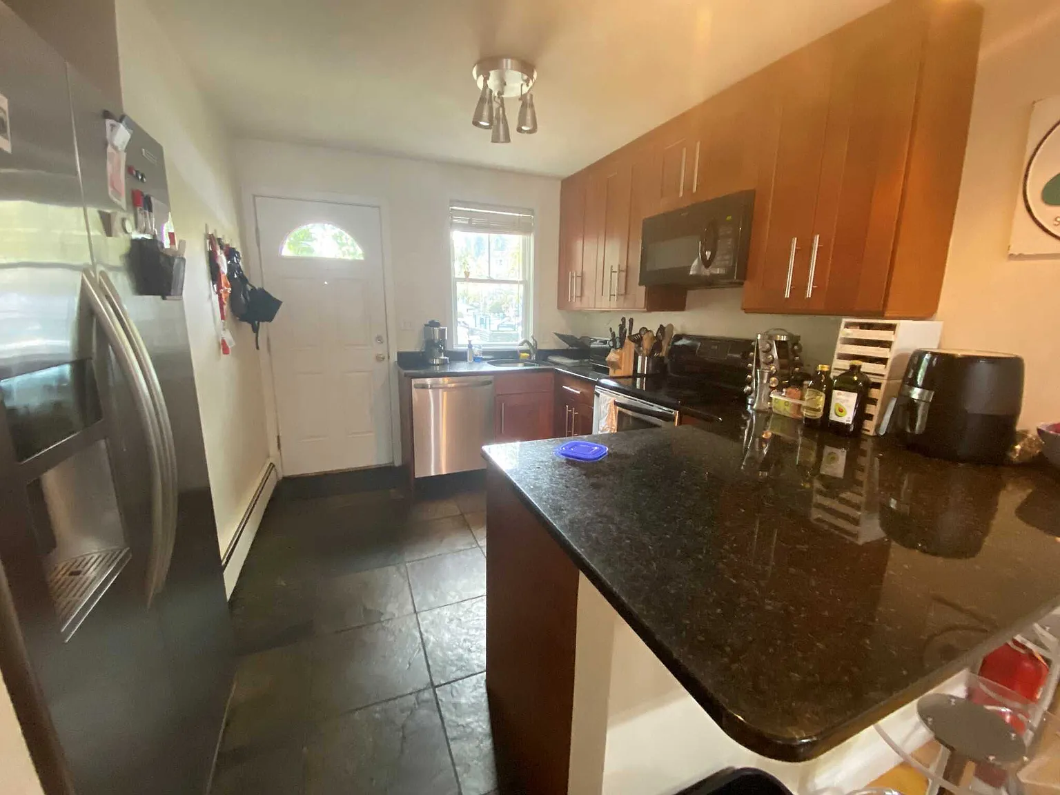 4 bed, $6,400 — Photo 4