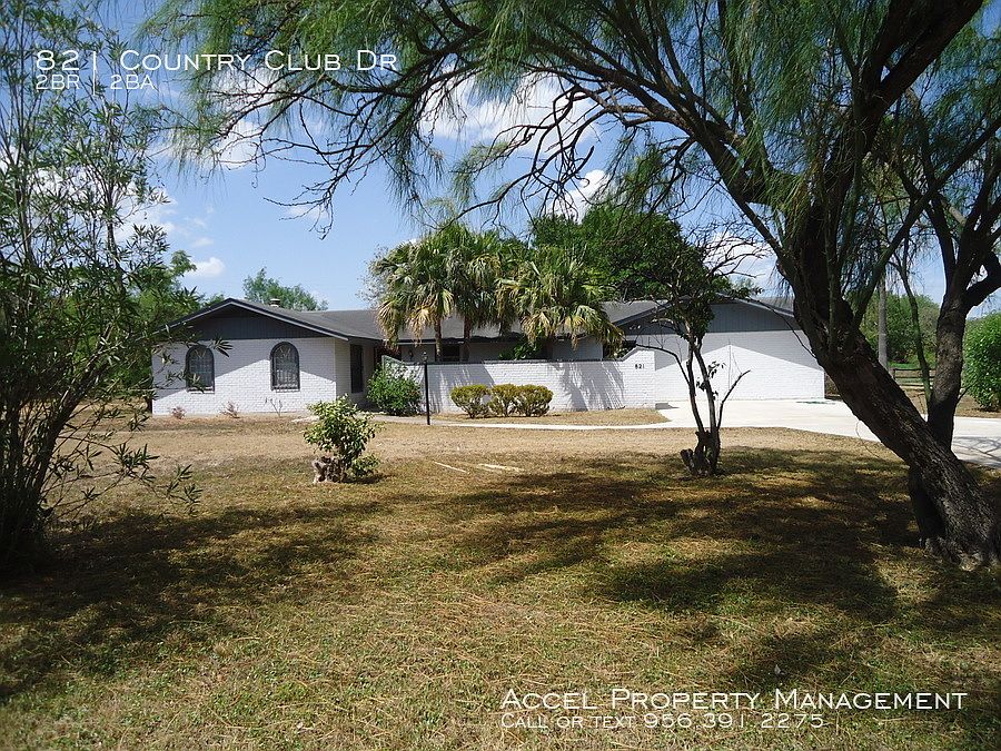 1st image of 821 Country Club Dr