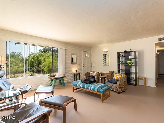 4th image of 10441 E Calle Del Este