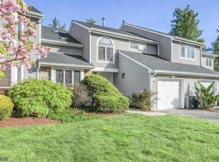 39 Matthew Rd, Wayne, NJ 07470