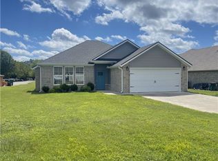2C Fairway Dr, Eureka Springs, AR 72631