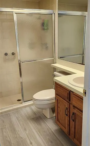 192 Fox Glen Dr #2 — Photo 11