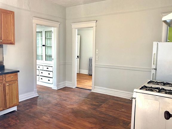 4th image of 2606 S Saint Louis Ave