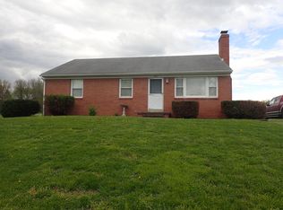 6802 Amelano Dr, Frederick, MD 21702