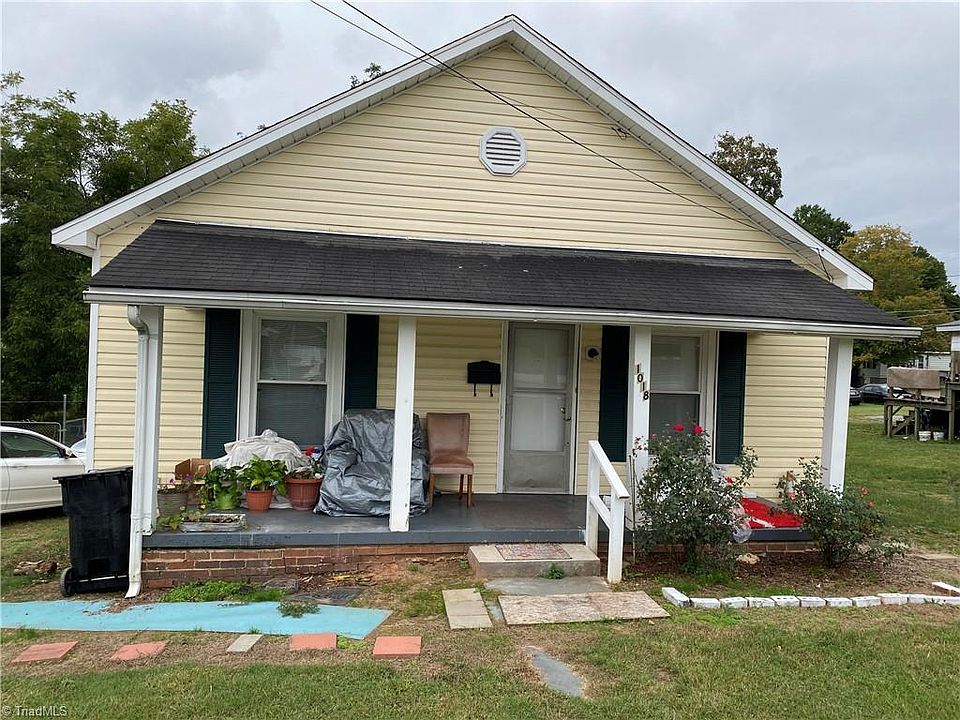 1st image of 1018 W Webb Ave