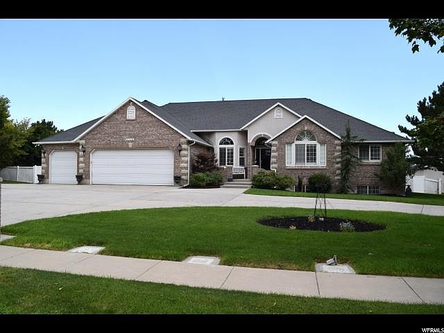 1st image of 2728 W Country Classic Dr