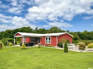 140 Light Ln, Dongola, IL 62926
