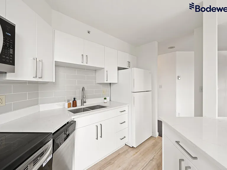 1633 W 8th Ave — Photo 9