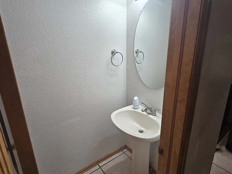 22341 E Mercer Pl — Photo 10
