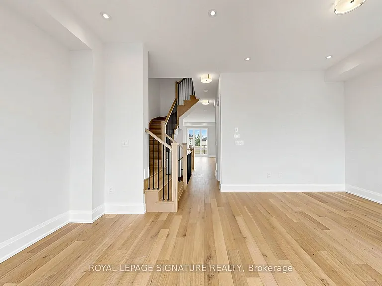 433 York Downs Blvd — Photo 6