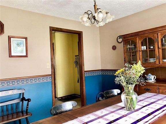 4th image of 5690 Federalist Ct