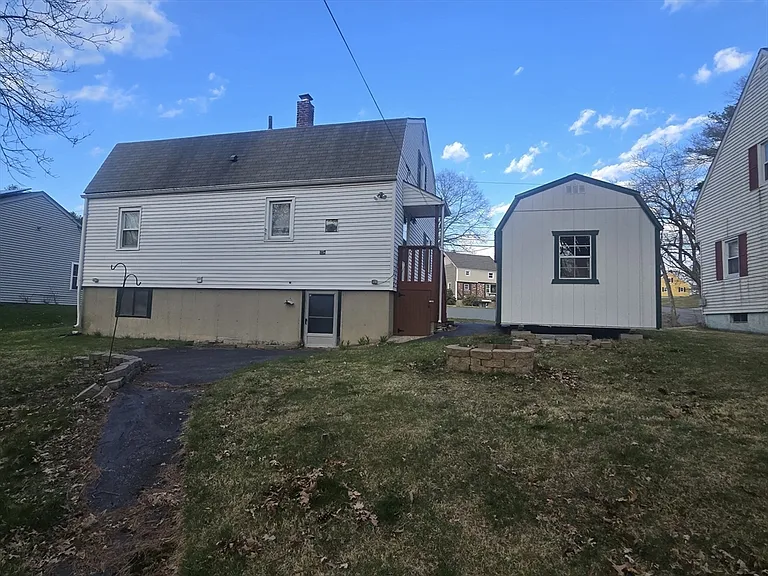 28 Chestnut Hill Rd — Photo 25