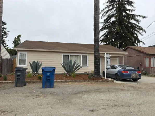 12 Taylor Rd, Watsonville, CA 95076