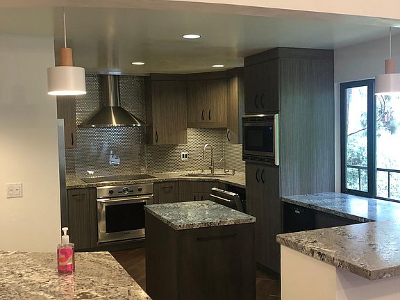 2nd image of 2120 Stockton St APT 103