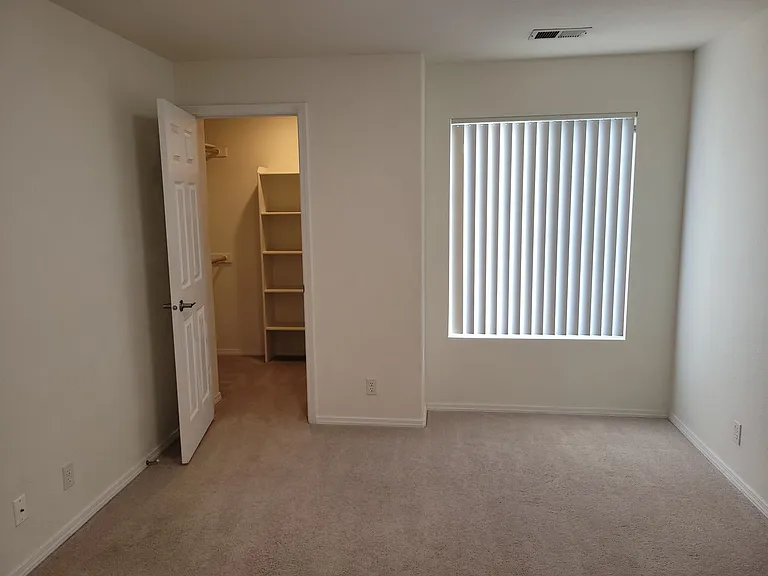 3735 Strawberry Field Grv #G — Photo 18
