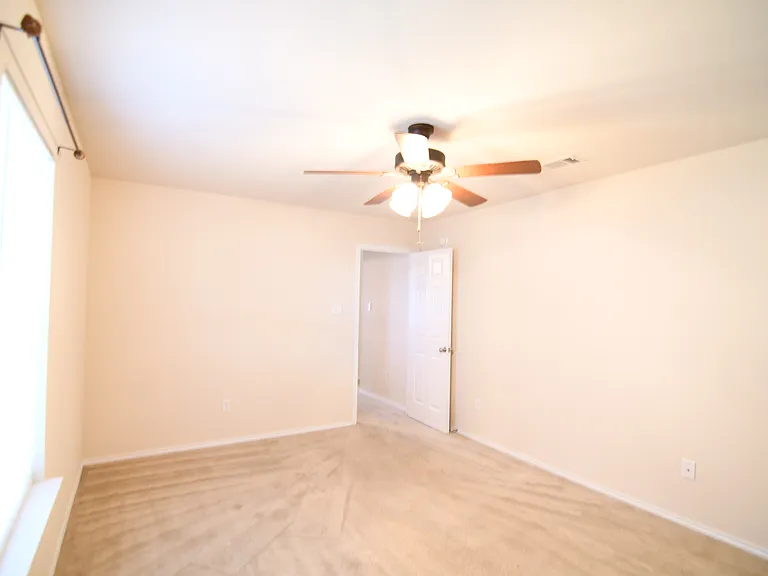 7207 Freedom Dr — Photo 16