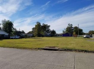 2203 Magnolia Ave, Port Neches, TX 77651