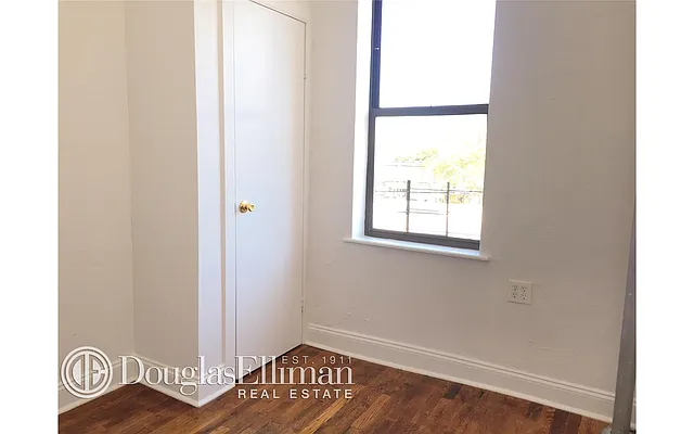 Rented by Douglas Elliman | media 20