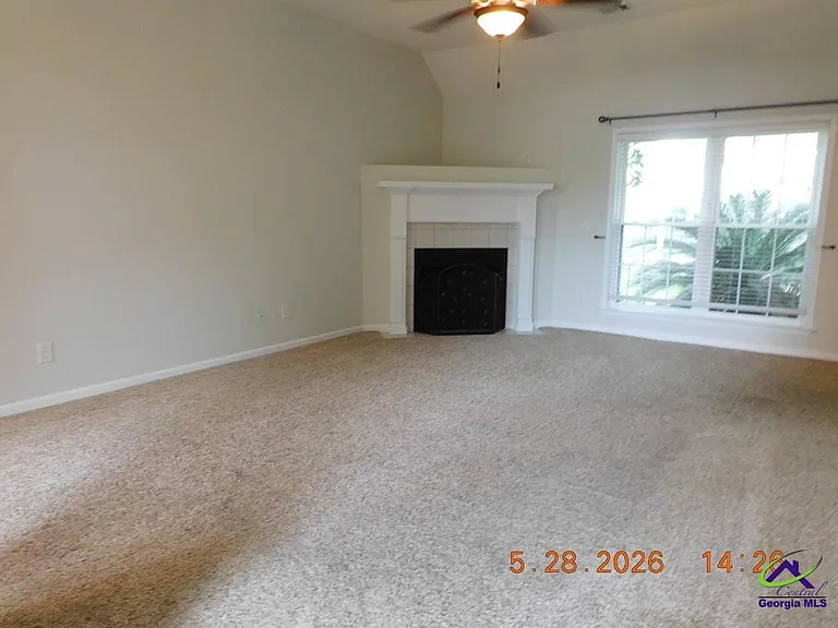 611 Links View Dr — Photo 4