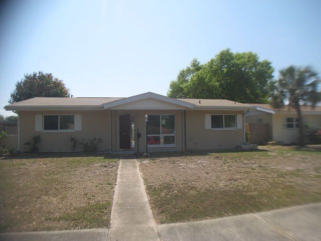 1st image of 506 42nd Ave N