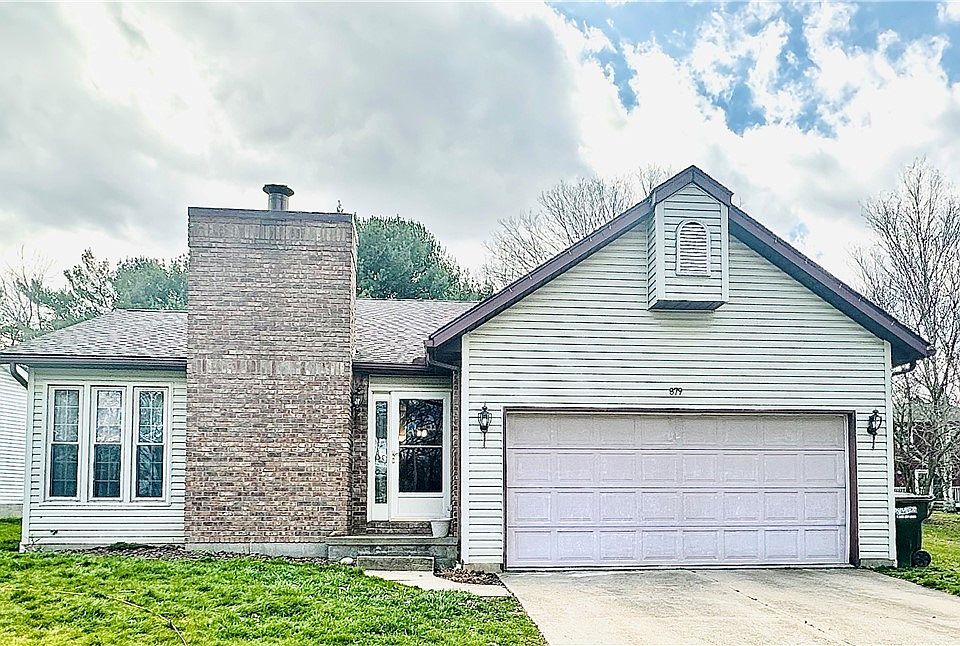 1st image of 879 Woods Edge Ct
