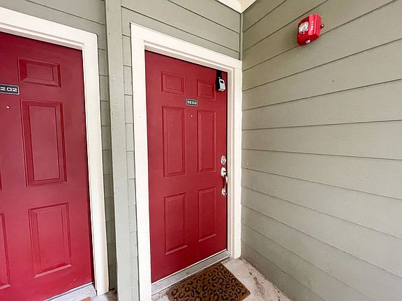 2nd image of 6810 Deatonhill Dr #3203