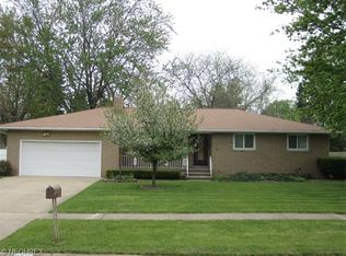 3728 Woodstock Dr, Lorain, OH