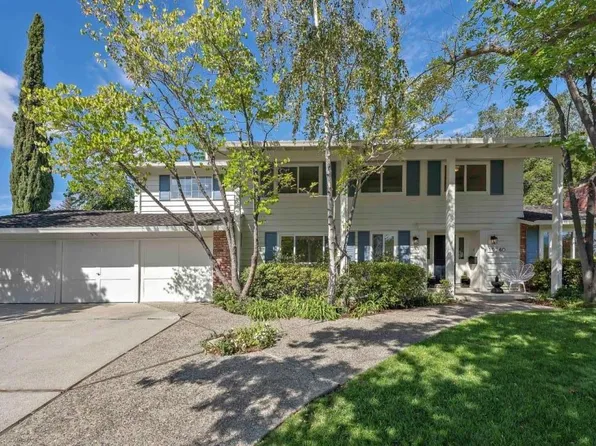 19740 Via Escuela Dr, Saratoga, CA 95070