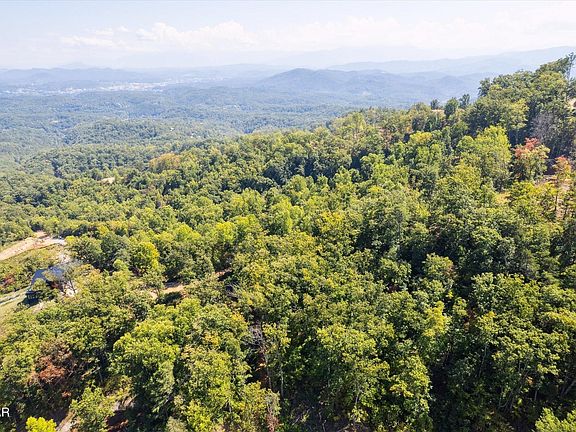 4th image of 2125 Seagle Hollow Rd