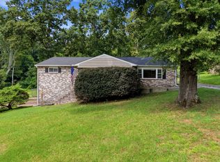 185 Diane Ln, Fort Oglethorpe, GA 30742