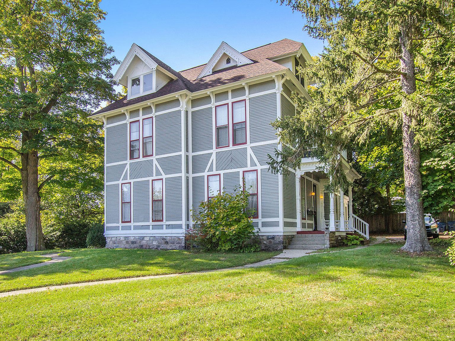 615 S Lafayette St, Greenville, MI 48838 Zillow