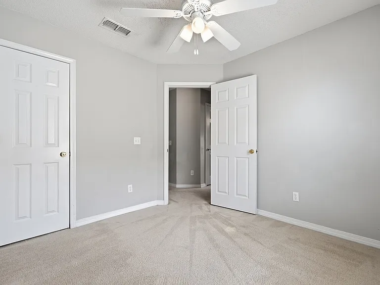 339 Peggy Dr — Photo 28