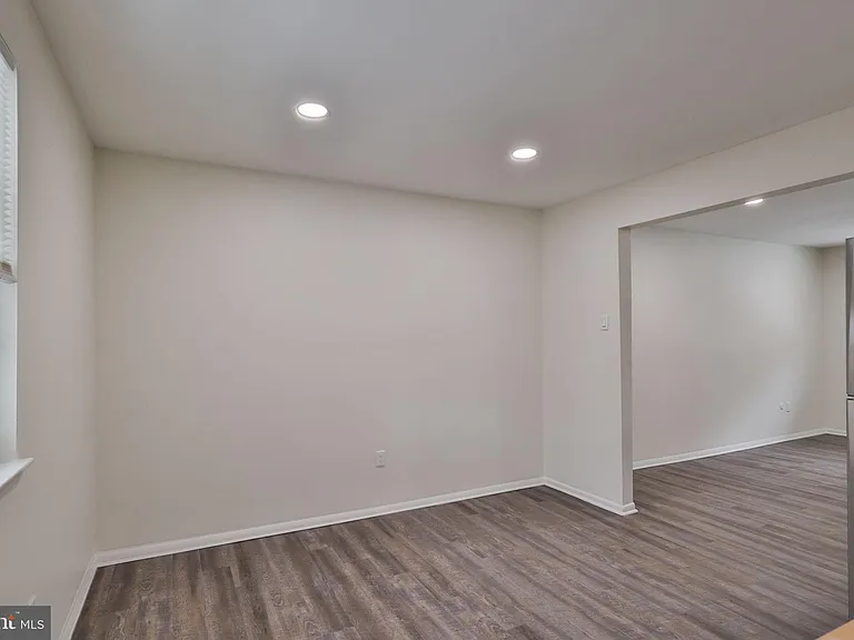 305 S Warminster Rd #B2 — Photo 12
