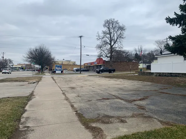 1200 S State St, Lockport, IL 60441