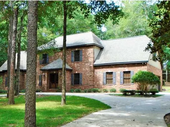 7951 Terry Dr, Mobile, AL 36695