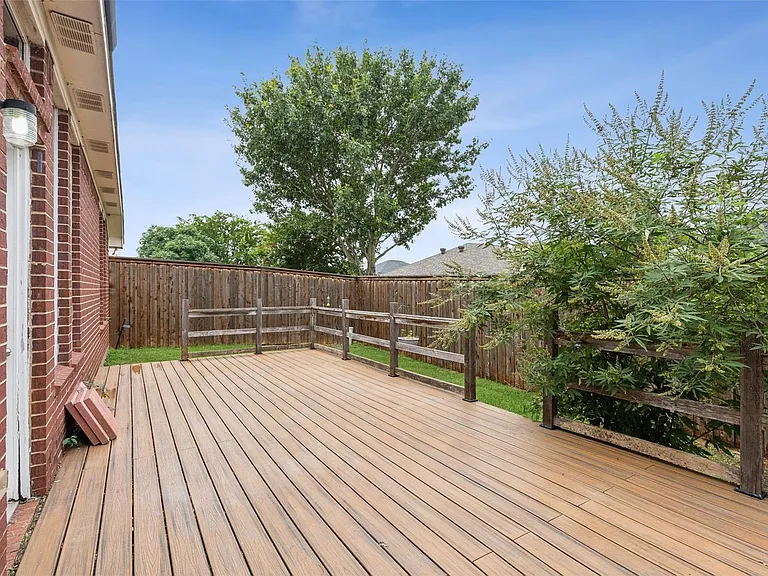 7261 Decoy Ln — Photo 13
