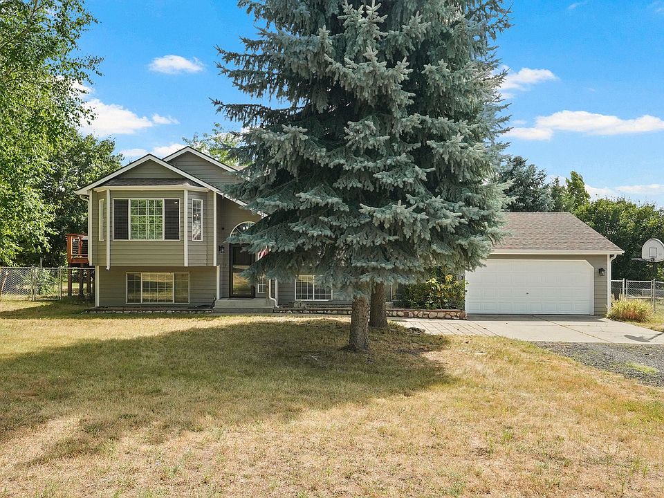 1st image of 20612 E Watson Ln